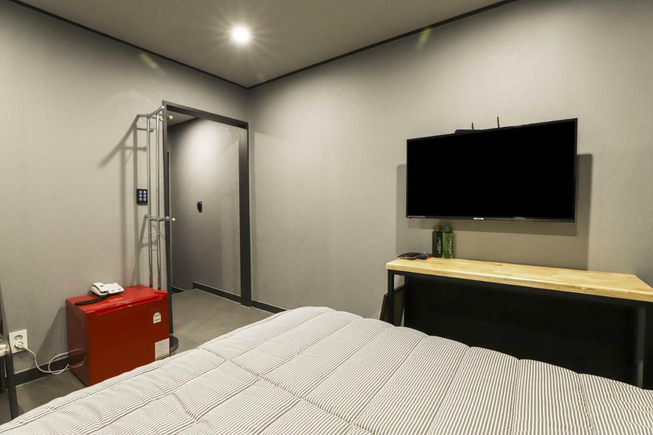 Actor Motel Hanam Экстерьер фото